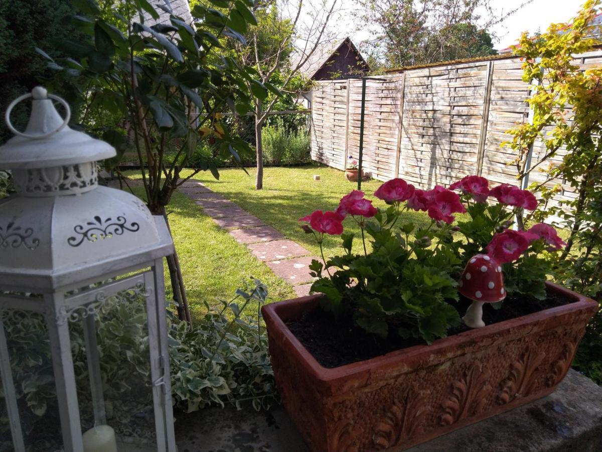 Kardos Residence Шіофок Екстер'єр фото